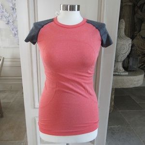 Lululemon coral and grey athletic shirt size 4